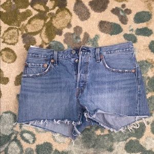 Levi’s Jean shorts 501